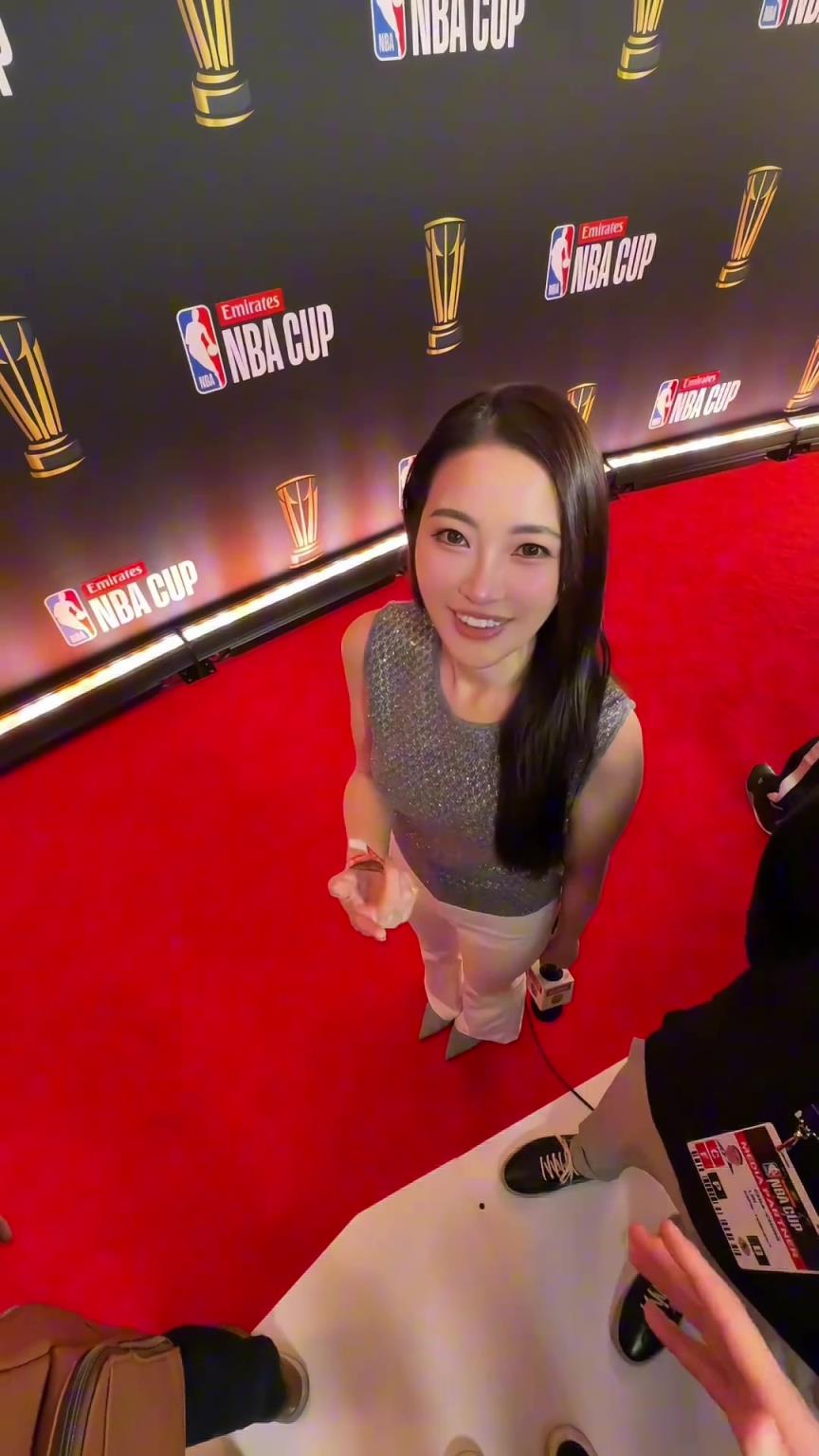 美女主播孟超：nba球员看我们的视角都是如此抽象吗？